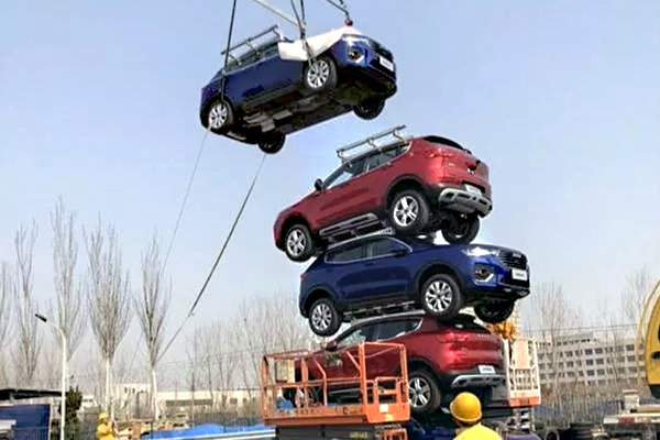 設(shè)備吊裝服務-品牌汽車疊羅漢表演